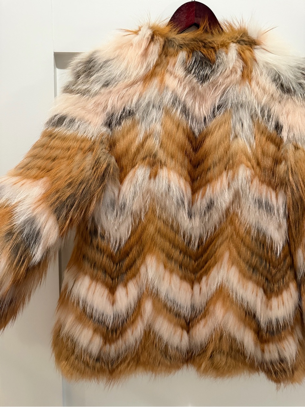 Yves Salomon Multi-Tone Fox Fur Chevron Coat in Rust and Cream- size 34 - Picture 8 of 14
